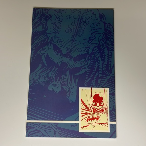 Batman Versus Predator - 1991 - 3 issue TPB series - Picture 5 of 9